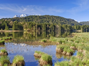Category Mountain Landscapes Prints: Geroldsee or Wagenbruechsee, in the background the Karwendel mountains