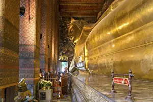 Giant reclining golden buddha, Wat Pho