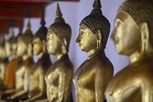 Gilded Buddha statues in Wat Pho
