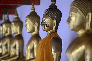 Gilded Buddha statues in Wat Pho