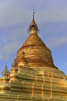 Gilded stupa of the Kuthodaw Pagoda