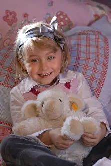Girl, five years, with stuffed animal