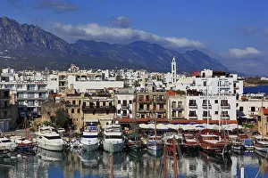 Girne, Kyrenia, harbour town, view of the harbour and the old town