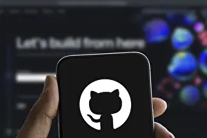 Category Historic EN Prints: github logo is displayed on smartphone