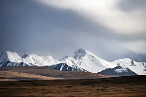 Category Mountain Landscapes Prints: Glaciated and snow-capped mountains