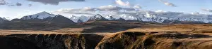 Category Mountain Landscapes Prints: Glaciated and snow-covered mountains