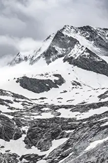 Gletscher Schlegeiskees, Schnee bedeckte Berggipfel