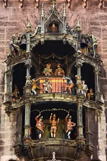 Glockenspiel at the New Town Hall