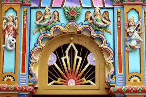 Goddess idols carved on Dariyalal temple