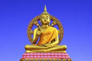Golden Buddha in Chon Buri, Wat Huay Yai