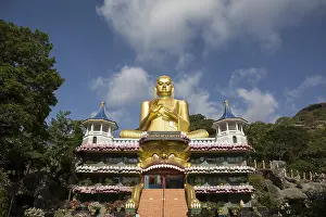 Golden Buddha, Golden Temple, Dambulla, Sri Lanka