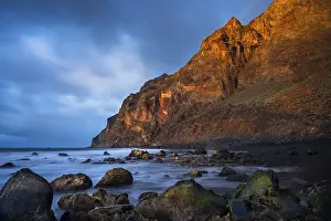 Golden hour on the seafront. Playa del Ingles and the La Merica mountain range