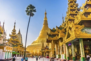 Golden Shwedagon Pagoda, main stupa