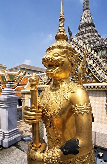 Golden statue, Wat Phra Keo, Kaeo