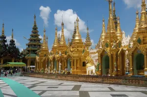 The golden stupa of the Shwedagon Pagoda rises almost 100 m (330ft)