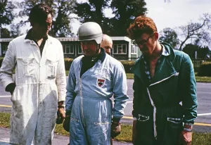 Goodwood BARC race on 18 May 1963, Lotus Climax racing car Jiohn Coundley Racing Partnership, John Coundley with mechanics