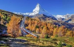 Gornergratbahn on the Riffelberg with Matterhorn 4478m in autumn