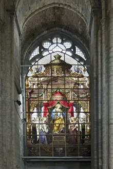 Gothic St. Nicholas Church, Stained-glass window