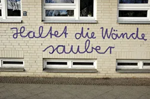 Graffiti, Keeps the walls clean