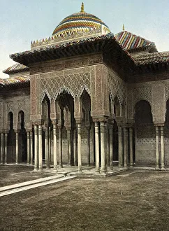 Granada. Alhambra. Patio de los Leones