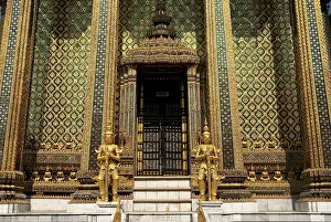 Grand palace buddhist temple bangkok thailand