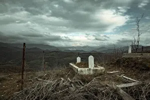 Grave in a Muslim cemetery, Gjinar