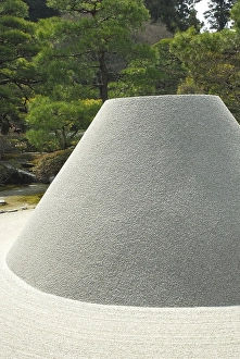 Gravel hill, Zen garden, garden art