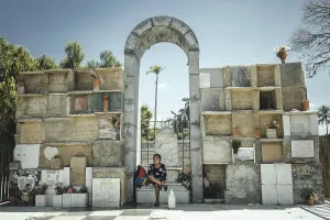 Graves of deceased infants, Cementerio General del Sur