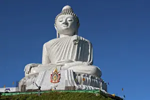 Great Buddha made of Burmese alabaster seated in a Maravichai pose