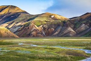 Green Valley is flooded with melt water