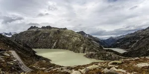 Grimsel Pass, Grimselsee. Grimsel Pass