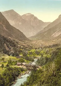 Grindelwald, Strasse von Zwiellutschine