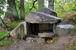 Grosssteingrab, Lancken-Granitz