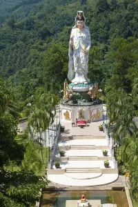 Guan Yin statue, Wat Bang Riang