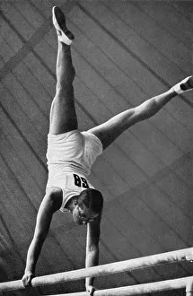 Gymnastics, apparatus gymnastics