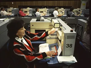 Hagen. Main post office. Mainly woman's jobs in letter distribution