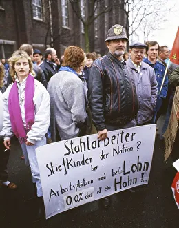 Hagen. Protest by steelworkers on warning strike