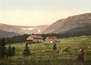 Haideschloss and Schingelbaude in the KrkonoTe Mountains