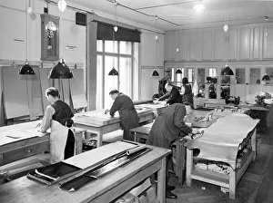 Handicraft, workers in the textile industry