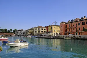 Harbour basin, Peschiera del Garda