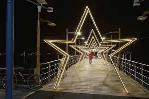 Category Historic EN Prints: Harbour lighting, jetty, Christmas decoration