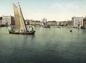 Harbour scene, Lisboa, Lisbon, Portugal