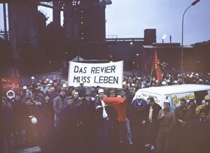 Hattingen. Demonstration in front of the Henrichshuette steelworks in 1988