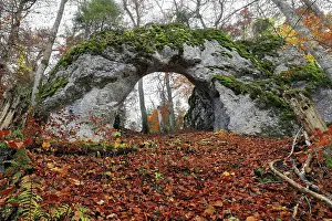 Heidentor, rock gate, limestone rock