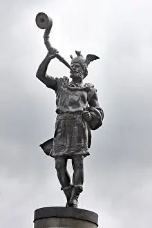 Heimdal by Rolf Adlersparre, Djurgardsbron
