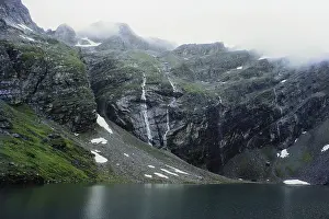 Hemkund Lake at 14000 feet near valley