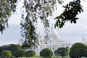 Heritage building Victoria Memorial built in 1921 at Dus k, Kolkata Calcutta, West Bengal, India, As ia