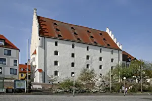 Herzogskasten, Duke Castle, 13th century