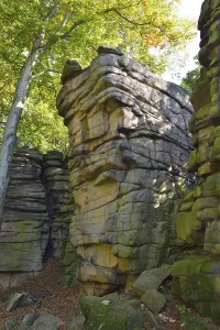 The high stone in the Konigshainer mountains<br> The high stone in the Knigshainer mountains