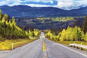 Highway 40 Bighorn. Beautiful asphalt highway goes into the distance